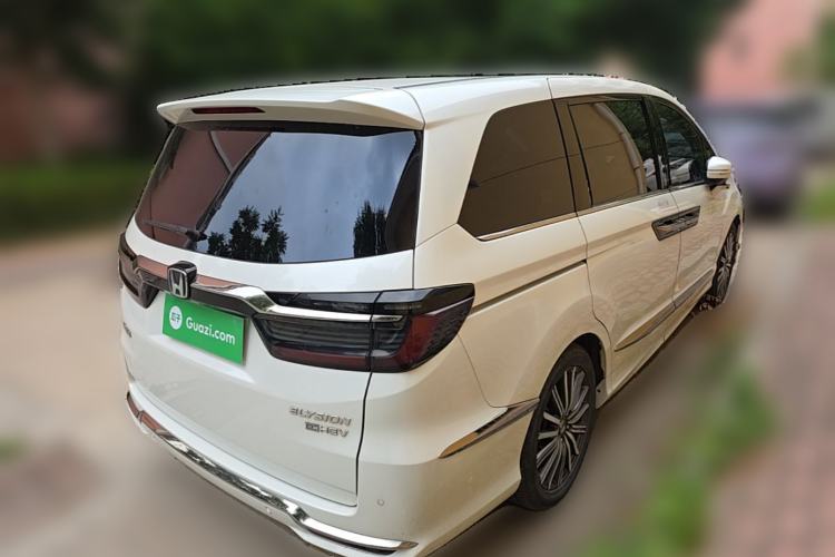 Used Honda Elysion 2022 2.0L eHEV Luxury Edition Rear Right 45 Deg