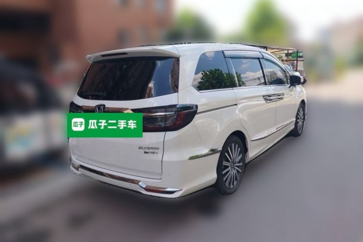 Used Honda Elysion 2022 2.0L eHEV Luxury Edition Rear Right 45 Deg