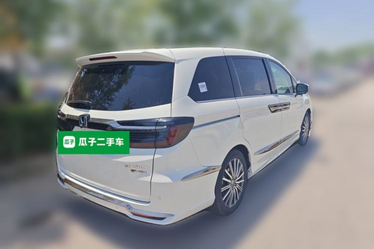 Used Honda Elysion 2022 2.0L eHEV Luxury First Edition Rear Right 45 Deg