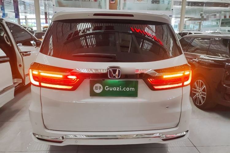 Used Honda Elysion 2022 2.0L eHEV Luxury Edition Rear