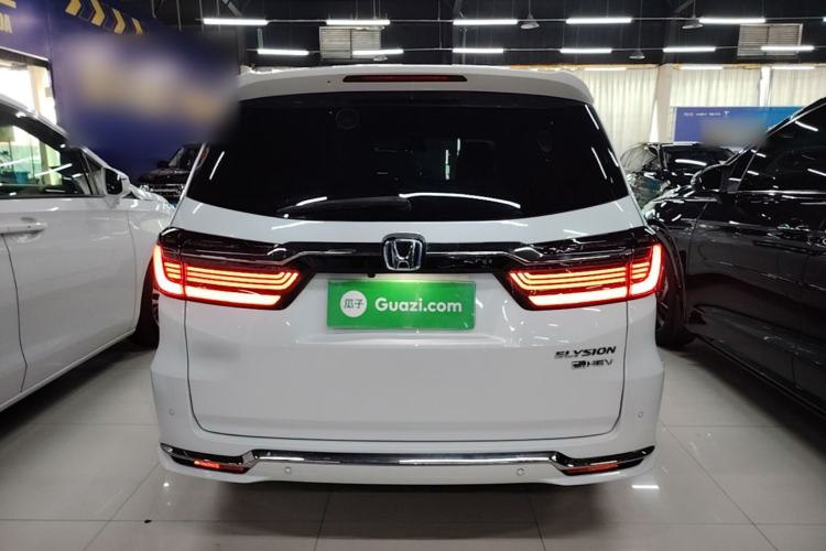 Used Honda Elysion 2022 2.0L eHEV Luxury First Edition Rear