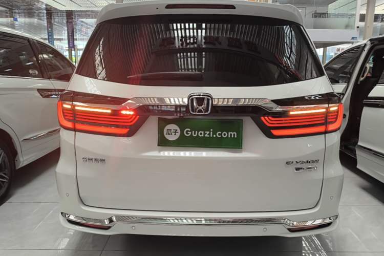 Used Honda Elysion 2022 2.0L eHEV Luxury Edition Rear
