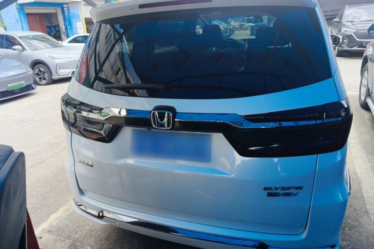 Used Honda Elysion 2022 2.0L eHEV Luxury First Edition Rear