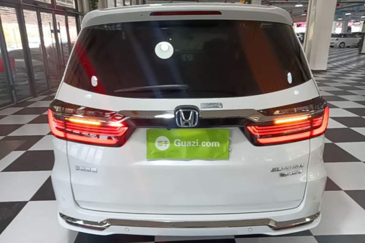 Used Honda Elysion 2022 2.0L eHEV Luxury Edition Rear
