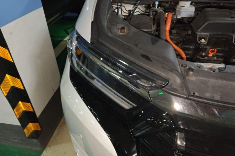 Used Honda Elysion 2022 2.0L eHEV Prestige Edition Right Front Headlight