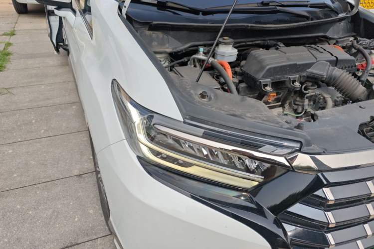 Used Honda Elysion 2022 2.0L eHEV Luxury Edition Right Front Headlight
