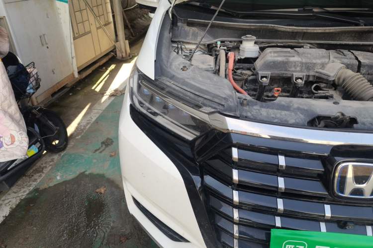 Used Honda Elysion 2022 2.0L eHEV Luxury Edition Right Front Headlight