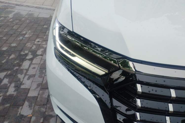 Used Honda Elysion 2022 2.0L eHEV Luxury Edition Right Front Headlight