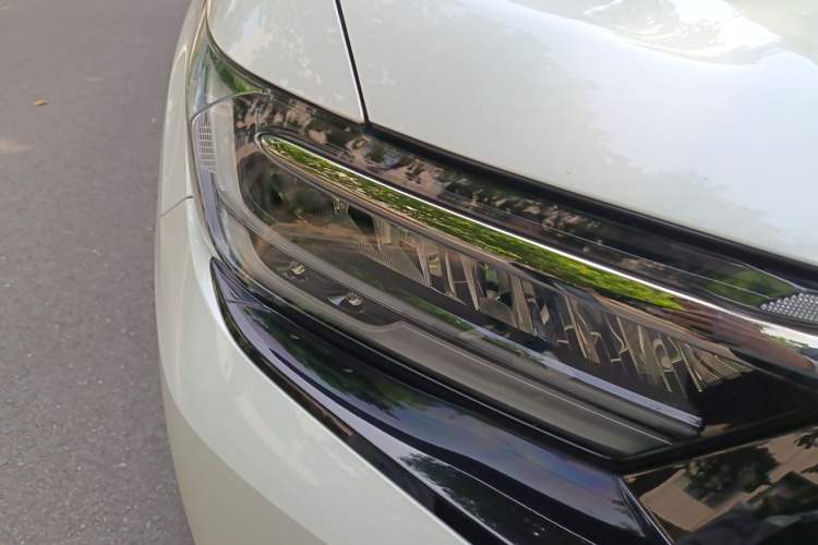 Used Honda Elysion 2022 2.0L eHEV Luxury First Edition Right Front Headlight