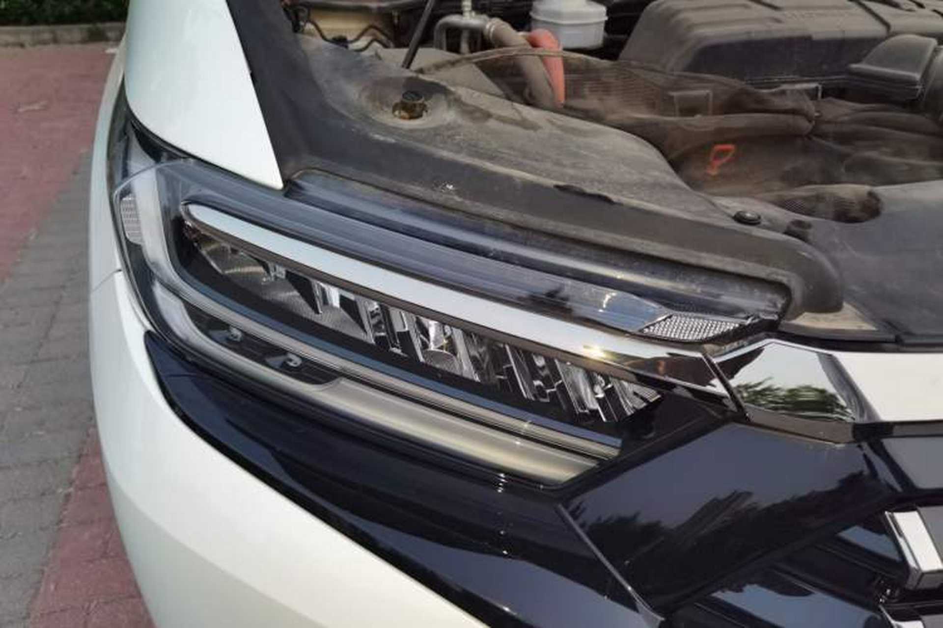 Used Honda Elysion 2022 2.0L eHEV Luxury First Edition Right Front Headlight