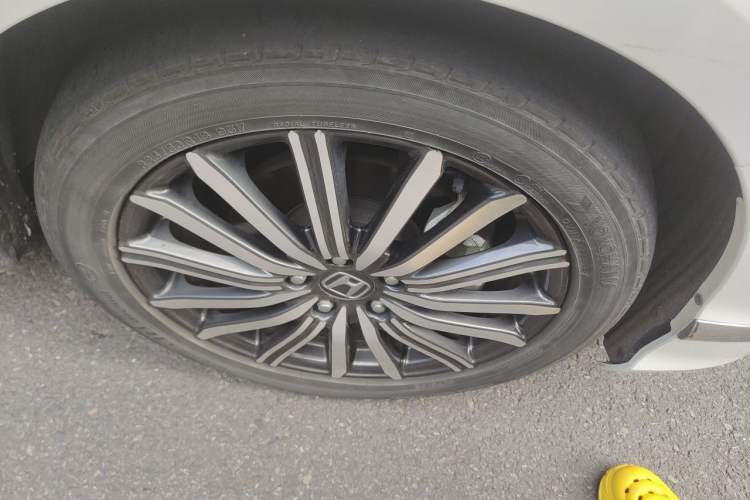 Used Honda Elysion 2022 2.0L eHEV Luxury Edition Right Front Wheel Hub