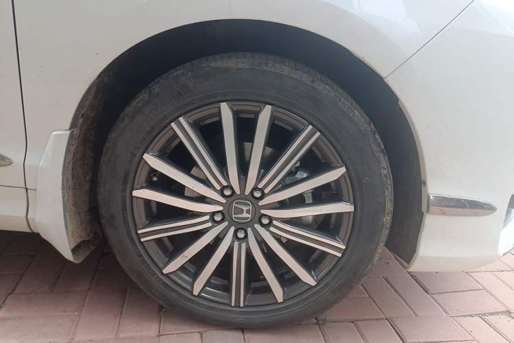 Used Honda Elysion 2022 2.0L eHEV Luxury Edition Right Front Wheel Hub