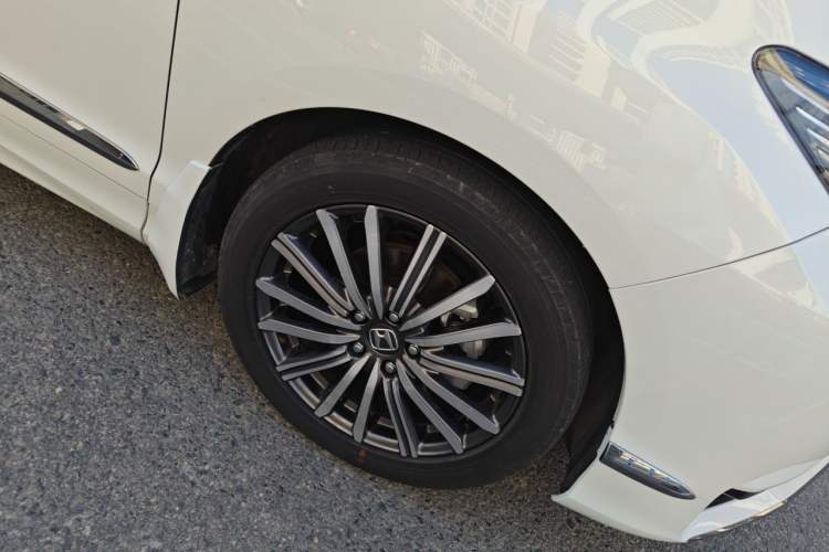 Used Honda Elysion 2022 2.0L eHEV Luxury Edition Right Front Wheel Hub