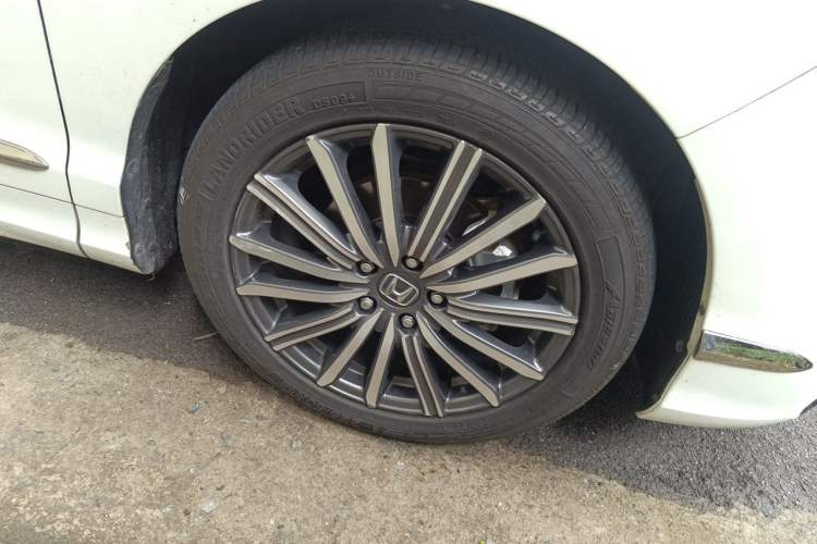 Used Honda Elysion 2022 2.0L eHEV Prestige Edition Right Front Wheel Hub