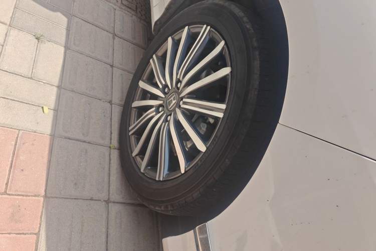 Used Honda Elysion 2022 2.0L eHEV Luxury Edition Right Front Wheel Hub