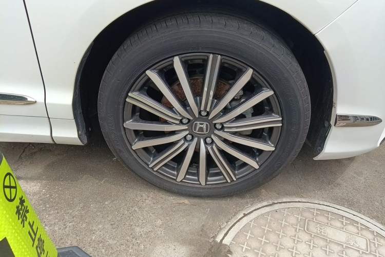 Used Honda Elysion 2022 2.0L eHEV Luxury Edition Right Front Wheel Hub