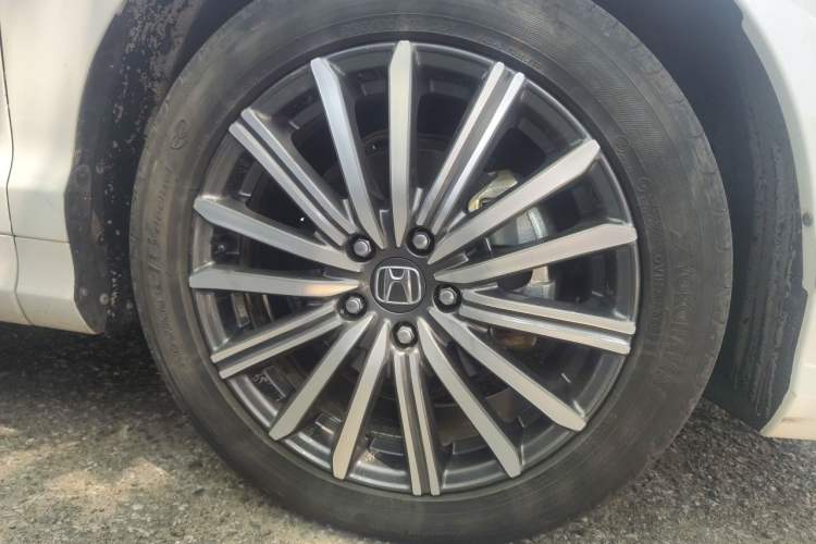 Used Honda Elysion 2022 2.0L eHEV Luxury First Edition Right Front Wheel Hub