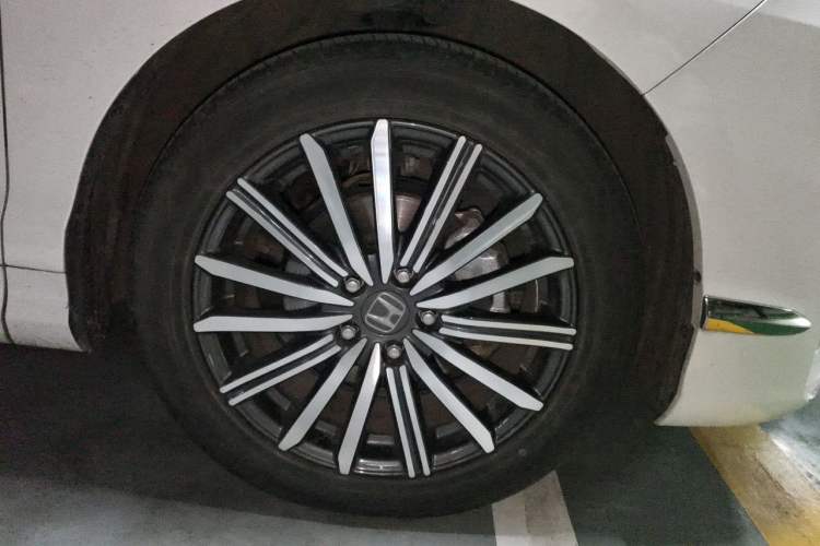 Used Honda Elysion 2022 2.0L eHEV Luxury First Edition Right Front Wheel Hub