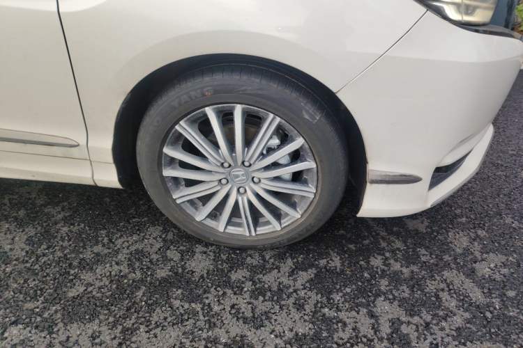 Used Honda Elysion 2022 2.0L eHEV Luxury Edition Right Front Wheel Hub