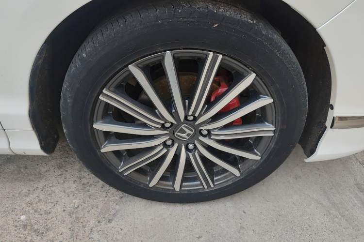 Used Honda Elysion 2022 2.0L eHEV Luxury First Edition Right Front Wheel Hub