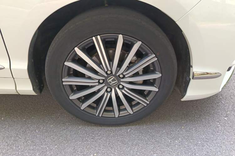 Used Honda Elysion 2022 2.0L eHEV Luxury First Edition Right Front Wheel Hub