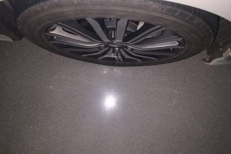 Used Honda Elysion 2022 2.0L eHEV Luxury First Edition Right Front Wheel Hub