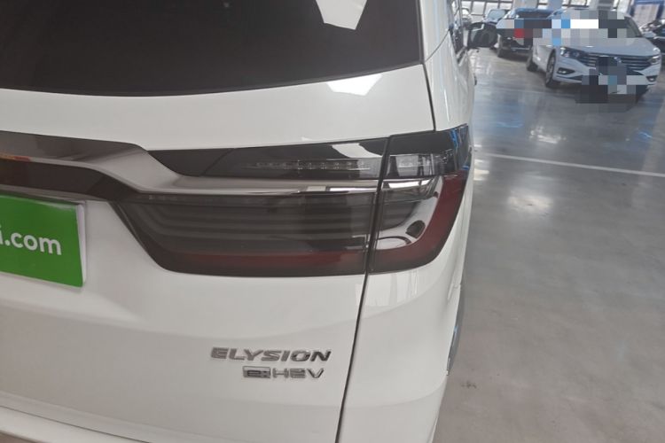 Used Honda Elysion 2022 2.0L eHEV Luxury First Edition Right Rear Taillight