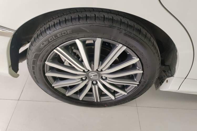 Used Honda Elysion 2022 2.0L eHEV Luxury First Edition Right Rear Wheel Hub