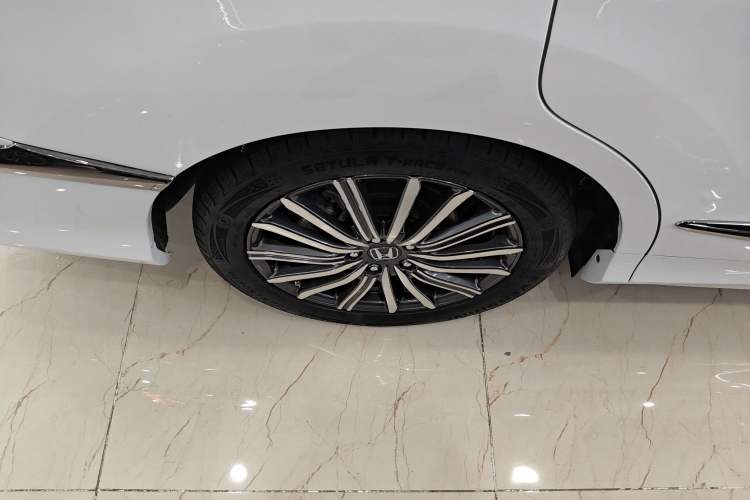 Used Honda Elysion 2022 2.0L eHEV Luxury Edition Right Rear Wheel Hub