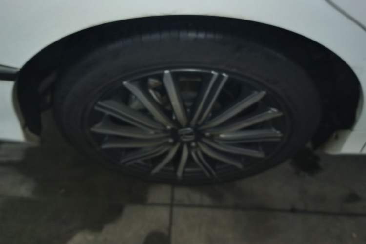 Used Honda Elysion 2022 2.0L eHEV Prestige Edition Right Rear Wheel Hub