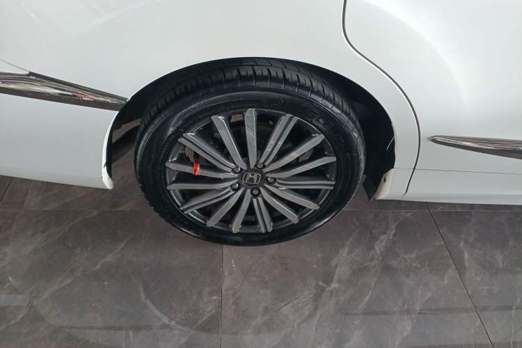 Used Honda Elysion 2022 2.0L eHEV Prestige Edition Right Rear Wheel Hub