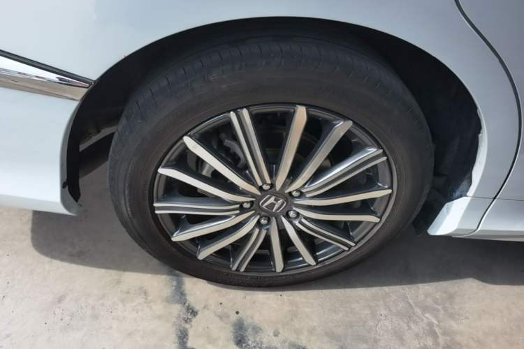Used Honda Elysion 2022 2.0L eHEV Prestige Edition Right Rear Wheel Hub