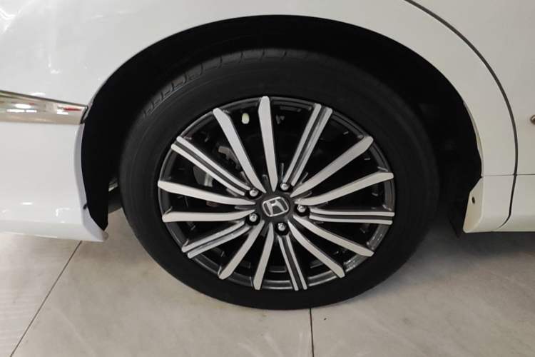 Used Honda Elysion 2022 2.0L eHEV Luxury Edition Right Rear Wheel Hub