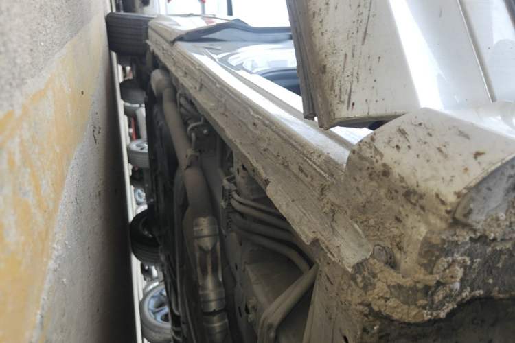 Used Honda Elysion 2022 2.0L eHEV Prestige Edition Right Side Sill