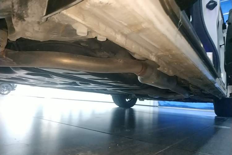 Used Honda Elysion 2022 2.0L eHEV Luxury Edition Right Side Sill