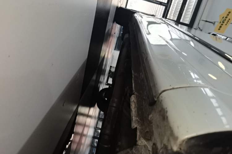 Used Honda Elysion 2022 2.0L eHEV Luxury Edition Right Side Sill