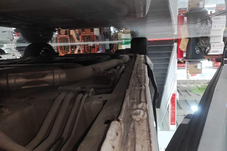 Used Honda Elysion 2022 2.0L eHEV Luxury Edition Right Side Sill