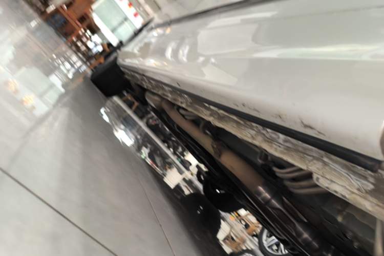 Used Honda Elysion 2022 2.0L eHEV Luxury Edition Right Side Sill