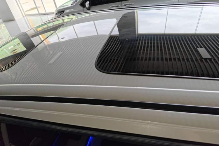 Used Honda Elysion 2022 2.0L eHEV Luxury Edition Roof