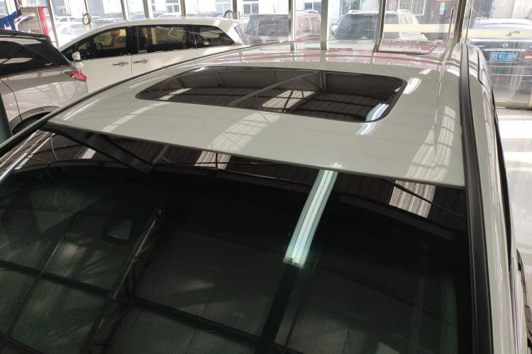 Used Honda Elysion 2022 2.0L eHEV Luxury First Edition Roof