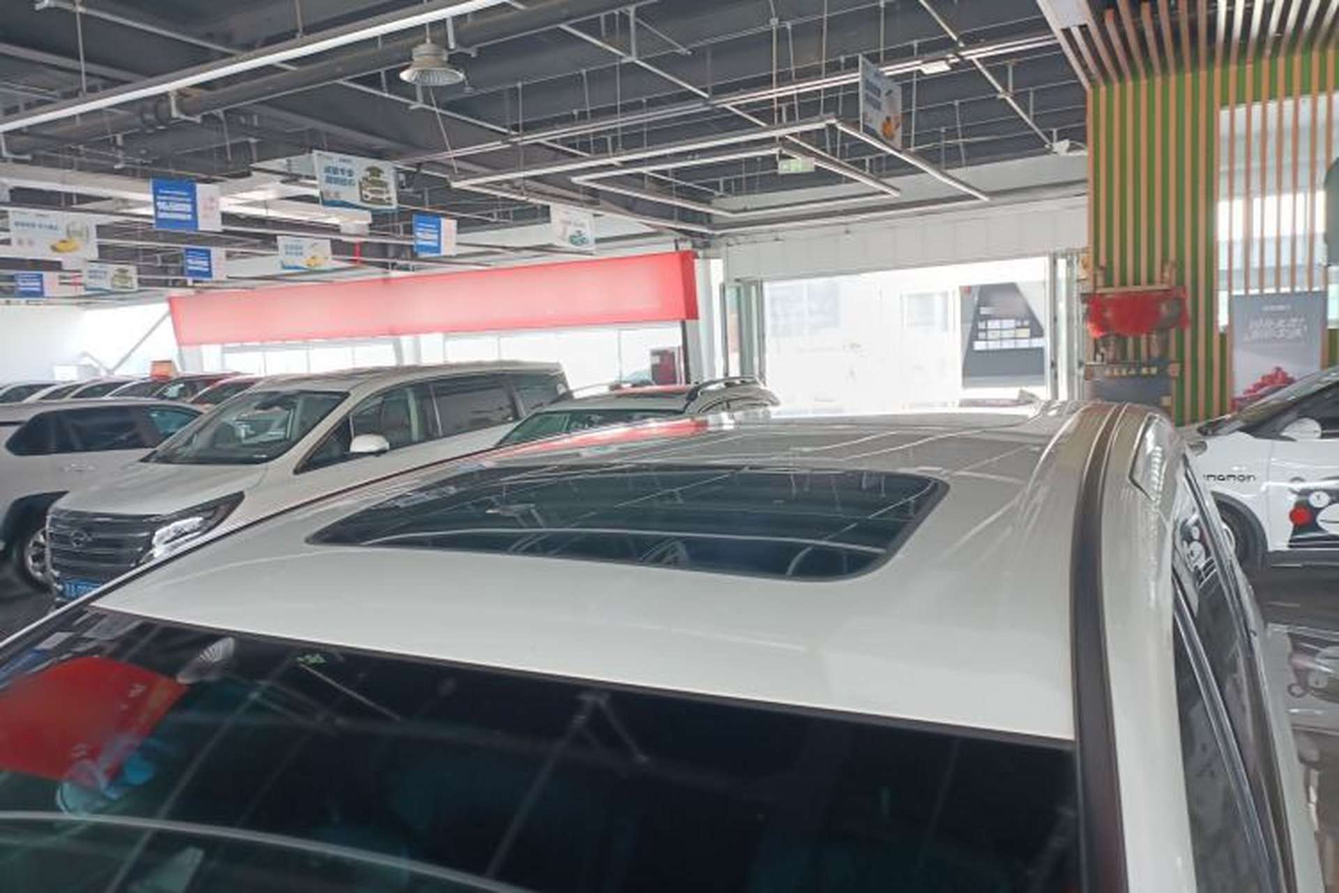 Used Honda Elysion 2022 2.0L eHEV Prestige Edition Roof