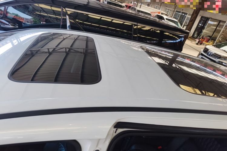 Used Honda Elysion 2022 2.0L eHEV Luxury First Edition Roof