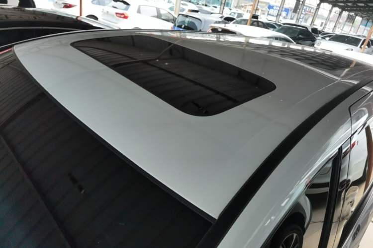 Used Honda Elysion 2022 2.0L eHEV Prestige Edition Roof