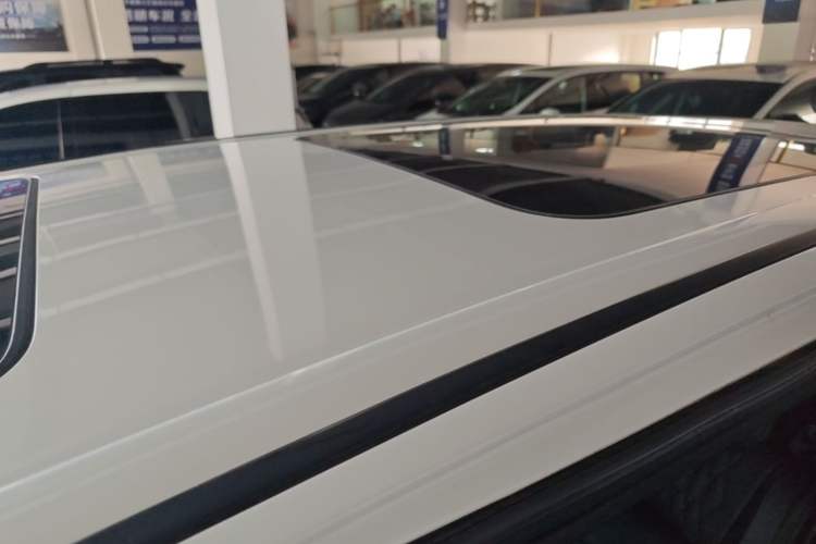Used Honda Elysion 2022 2.0L eHEV Luxury First Edition Roof