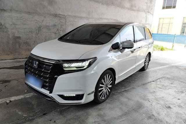 Used Honda Elysion 2022 2.0L eHEV Luxury Edition