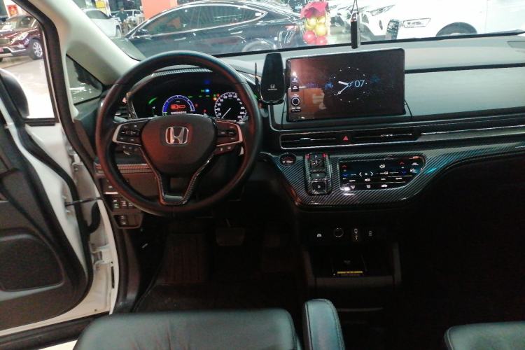 Used Honda Elysion 2022 2.0L eHEV Luxury Edition Steering Wheel