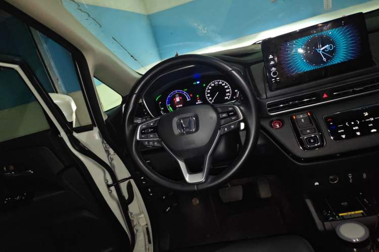 Used Honda Elysion 2022 2.0L eHEV Luxury First Edition Steering Wheel