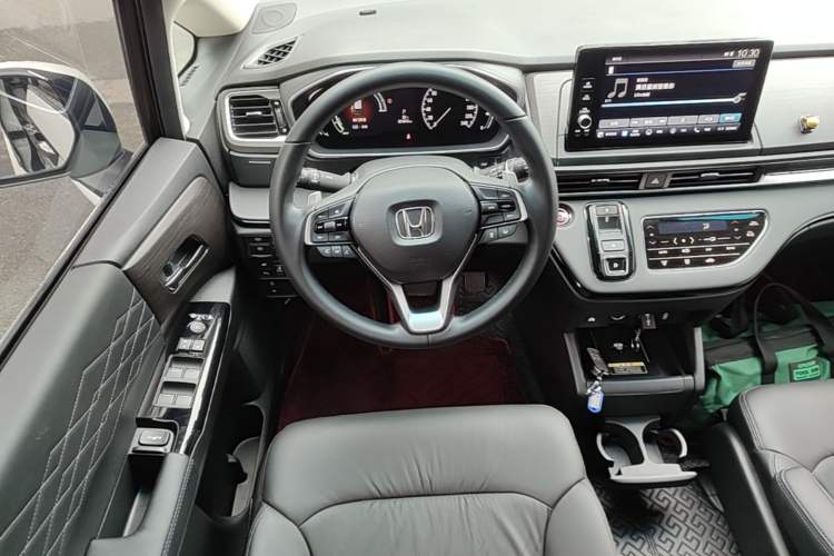 Used Honda Elysion 2022 2.0L eHEV Luxury First Edition Steering Wheel