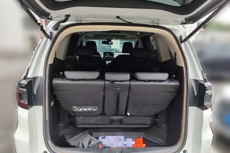 Used Honda Elysion 2022 2.0L eHEV Luxury First Edition Trunk