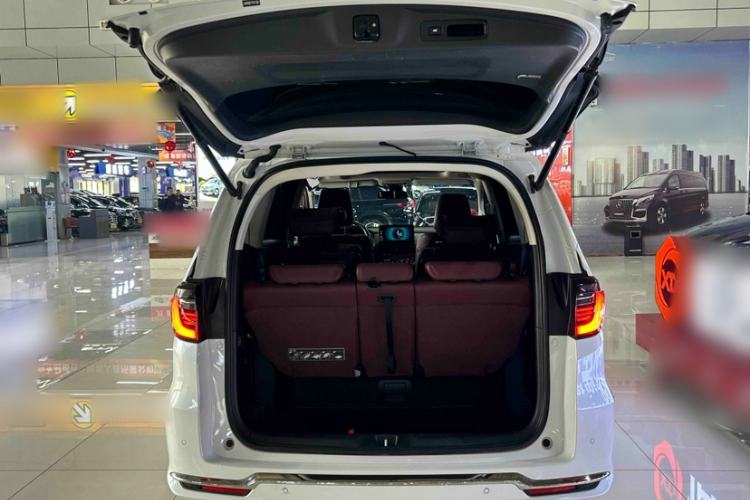 Used Honda Elysion 2022 2.0L eHEV Prestige Edition Trunk